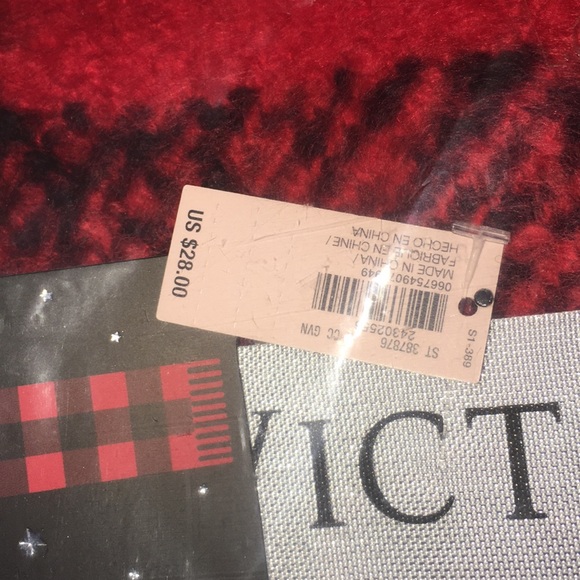 Victoria’s Secret Scarf - Picture 4 of 8